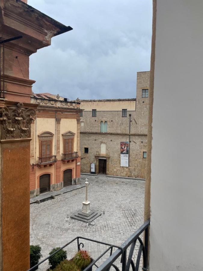 Appartamento Mansardato Nel Cuore Di Palermo - Accesso Terrazza Εξωτερικό φωτογραφία
